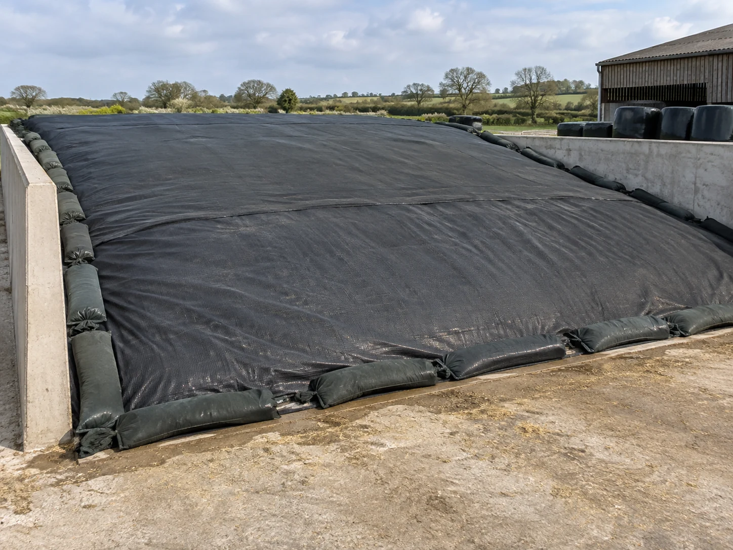 Protección del ensilado y suministros agrícolas